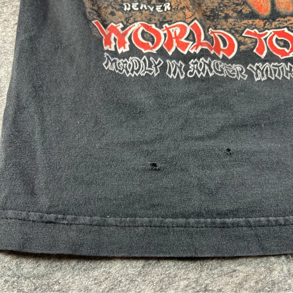 Vintage Metallica Shirt Mens Medium Black 2004 World Tour Pushead Madly In Anger